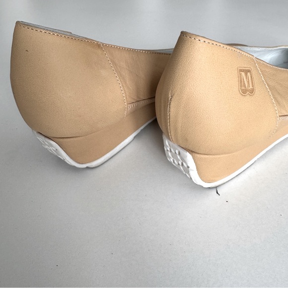 Bruno Magli Women’s Casual Shoes - Picture 3 of 4